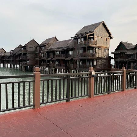 Langkawi Lagoon Resort Water Chalet 珍南海滩 外观 照片