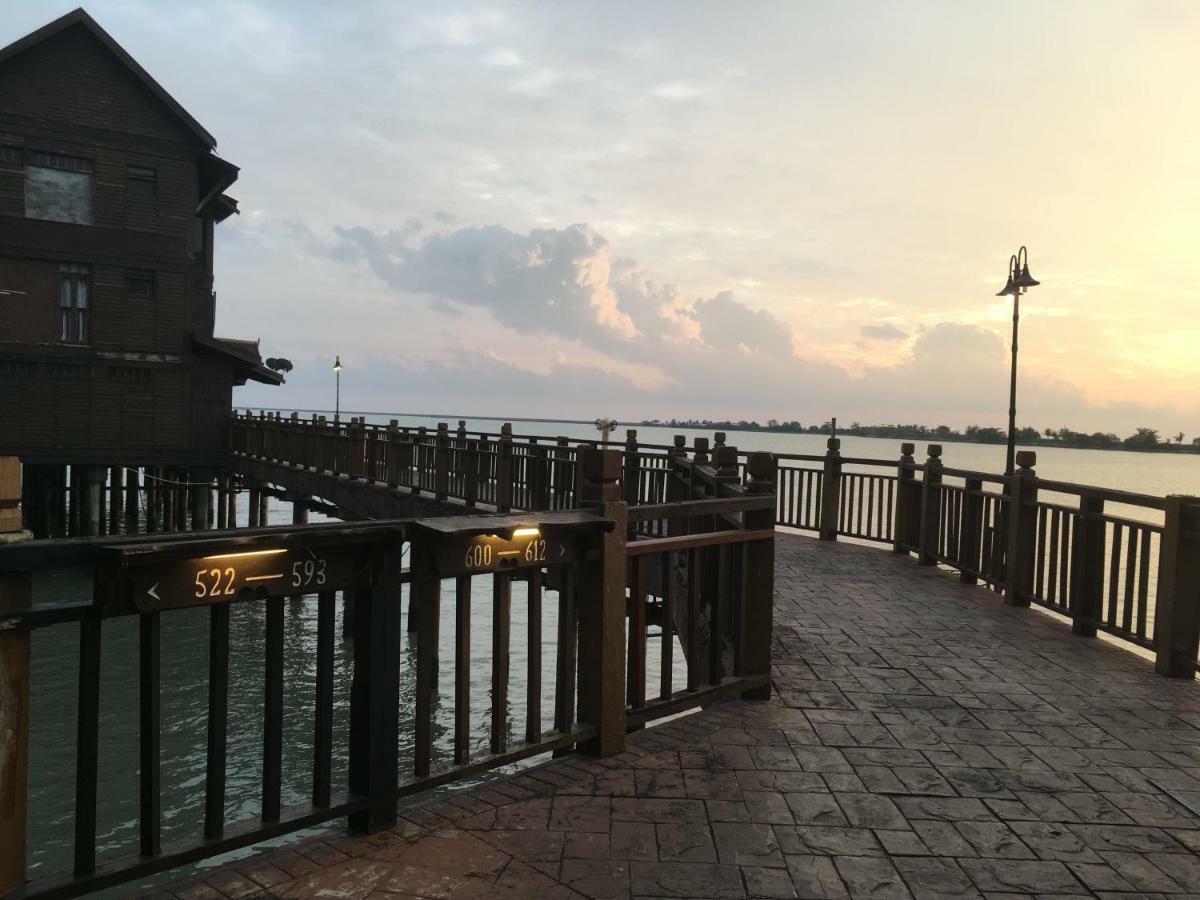 Langkawi Lagoon Resort Water Chalet 珍南海滩 外观 照片